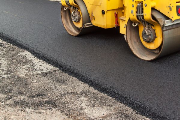 Driveway Asphalt Paving in Conroe