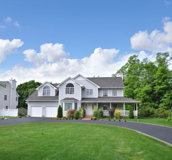 Cost of Driveway Blacktop Installation in Conroe