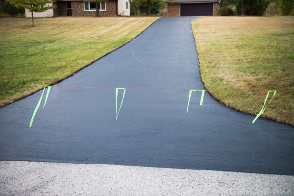 Cost of Residential Asphalt Service in Conroe