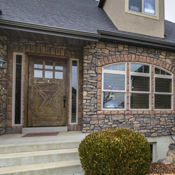 Cost of Entryway Paving in Conroe