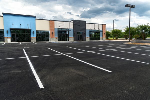Parking Lot Blacktopping in Conroe